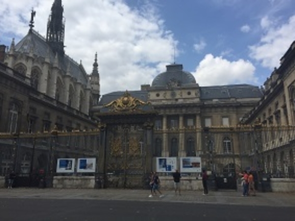 Le Palais de justice (CITE) toujours en activité : Histoire et procès d'appels ou assises en direct !