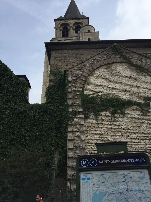 Saint-Germain-des-Prés (ponctué d’arrêts gourmands)