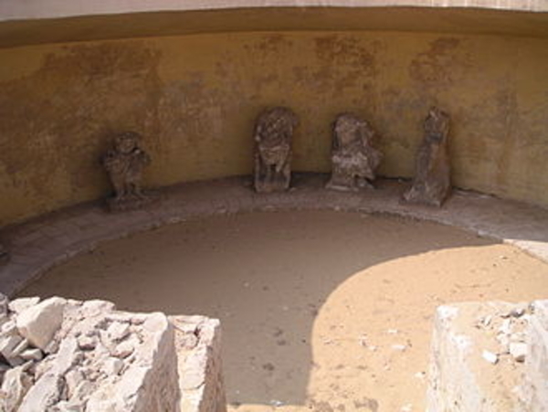 Les fouilles des Petits Souterrains du Sérapéum de Memphis De Mariette à aujourd’hui