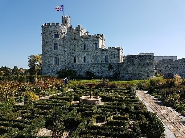 Château d'Hardelot & Co