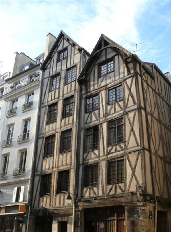 Les traces du Paris Médiéval