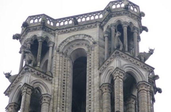 Les hauteurs de la cathédrale de Laon