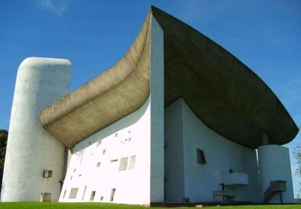 La Chapelle de Ronchamp, promenade architecturale
