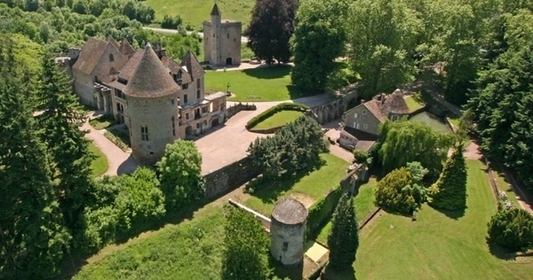 Le château de Couches