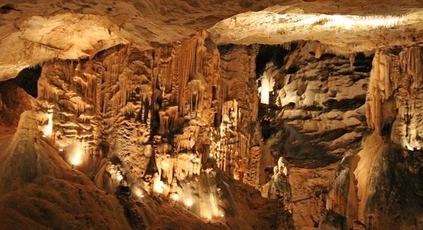 Grotte Saint-Marcel