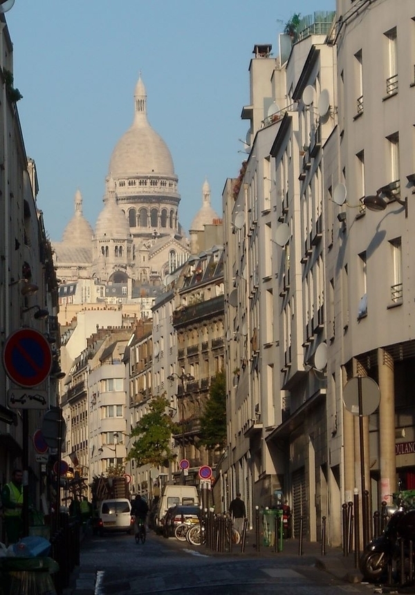 De la Goutte d’Or à Château Rouge : l’Orient et l’Afrique à Paris