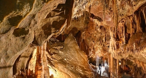 Grottes de Medous