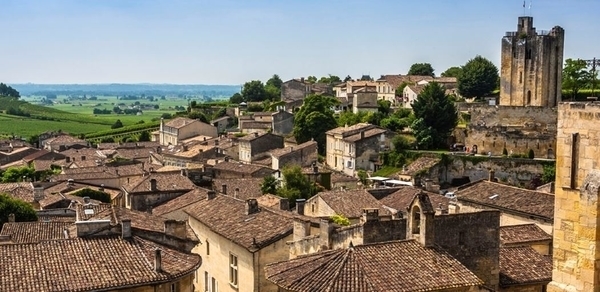Revivez la grande époque de Saint-Émilion !