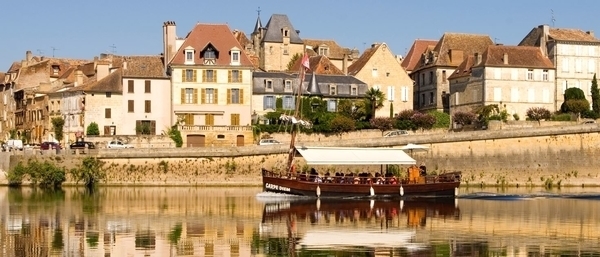 Vieille ville de Bergerac  Séances, tarifs et réservation de la visite