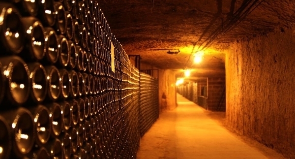 Les Caves Monmousseau
