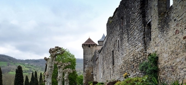 Camon, village fortifié