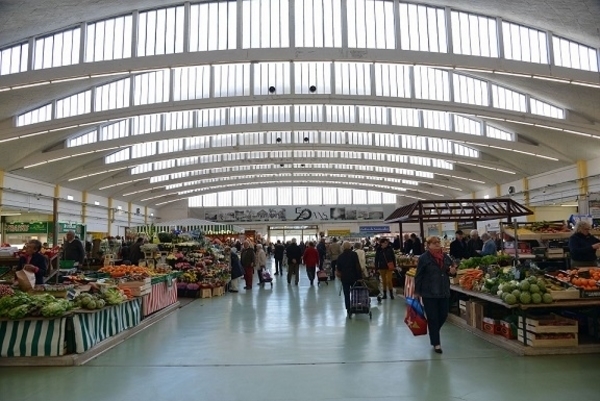 les halles de Saint-Nazaire
