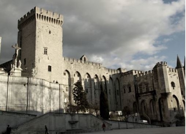 Avignon, ville aux plusieurs visages