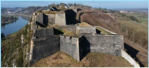 Charlemont, citadelle de Givet