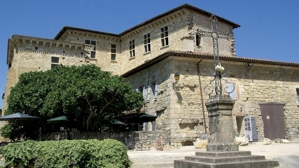 Village et Château de Lavardens