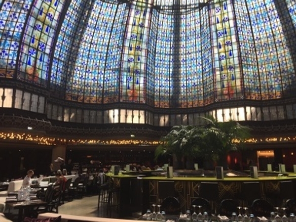 Les Galeries LAFAYETTE et le PRINTEMPS