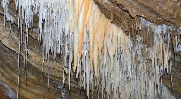 Grotte de la fileuse de Verre