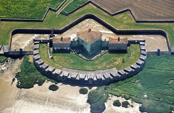 Fort Lupin à Saint-Nazaire sur Charente