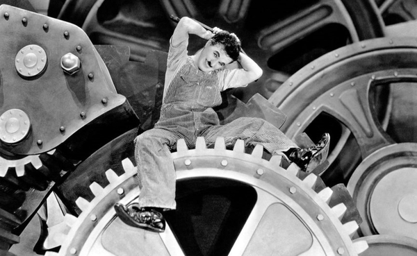 Charlie Chaplin dans l’œil des avant-gardes