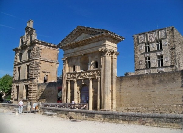 Le Luberon Sud et ses châteaux