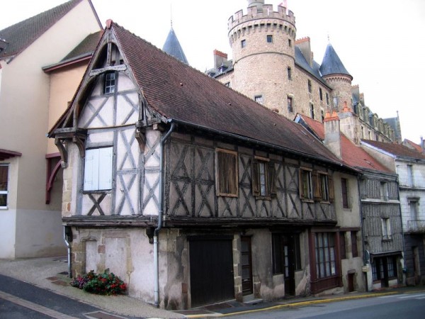 Regards sur H/histoire(s) à Lapalisse