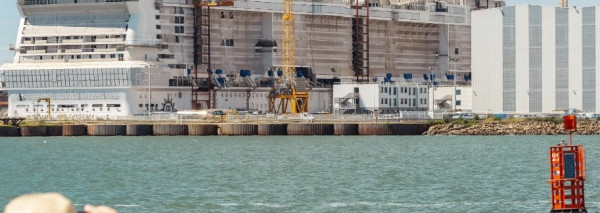 Le port, vues d'estuaire