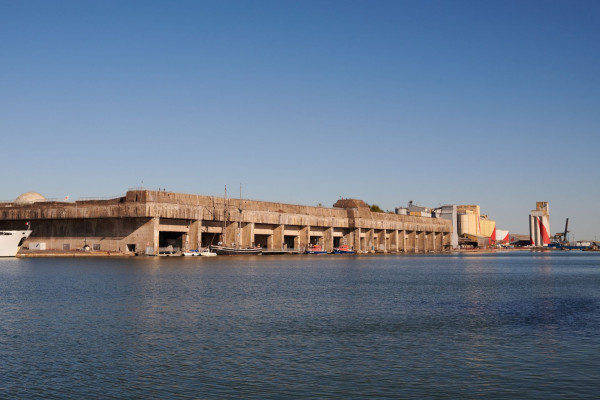 La base sous-marine