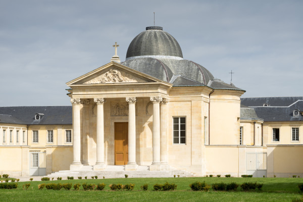 La chapelle du Lycée Hoche, ancien couvent de la reine